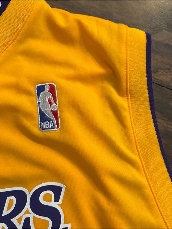 Adidas Kobe Bryant #24 Jersey Medium Los Angeles LA Lakers NBA NWT - Picture 7 of 9